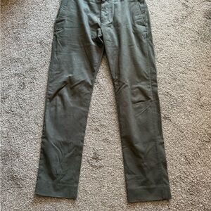 Vince Men's Green Chinos